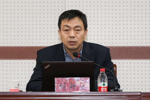 十九大代表报告团成员刘新安到我校作党的十九大精神宣讲报告