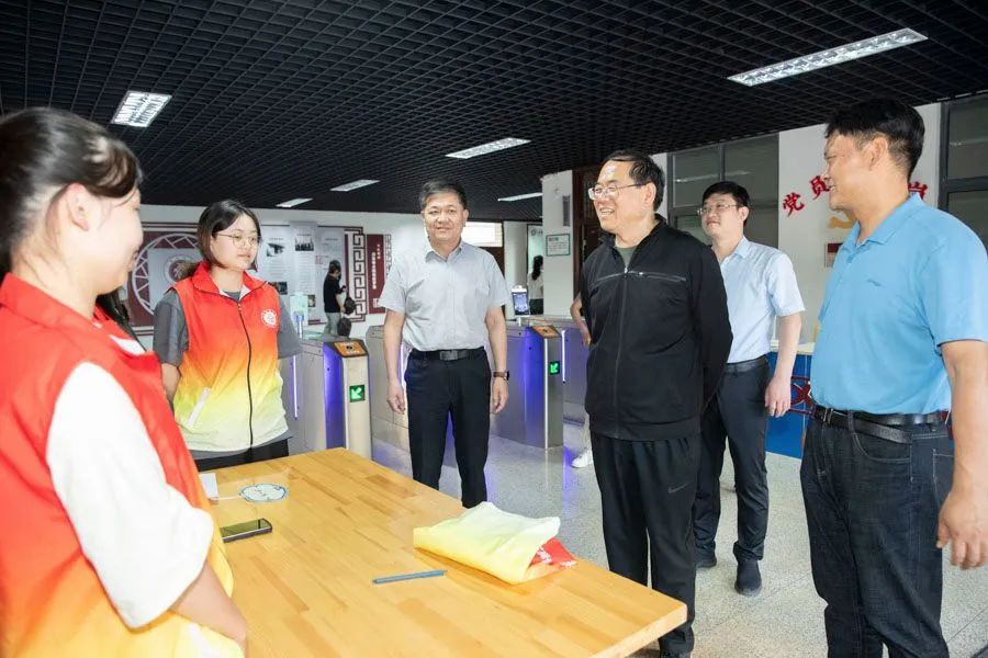 图片 图片