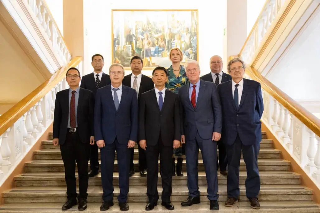 图片 图片