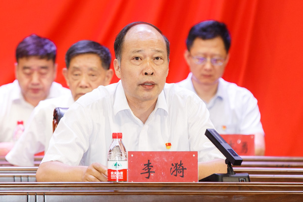 校领导孔留安,李漪,李友军,李全安,朱春阳,孟伟,李会宗,张小安,雷方