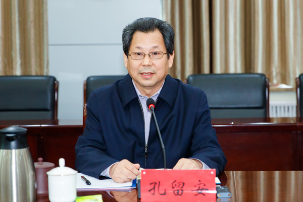 洛阳市建设双一流建强副中心校地合作座谈会在我校召开