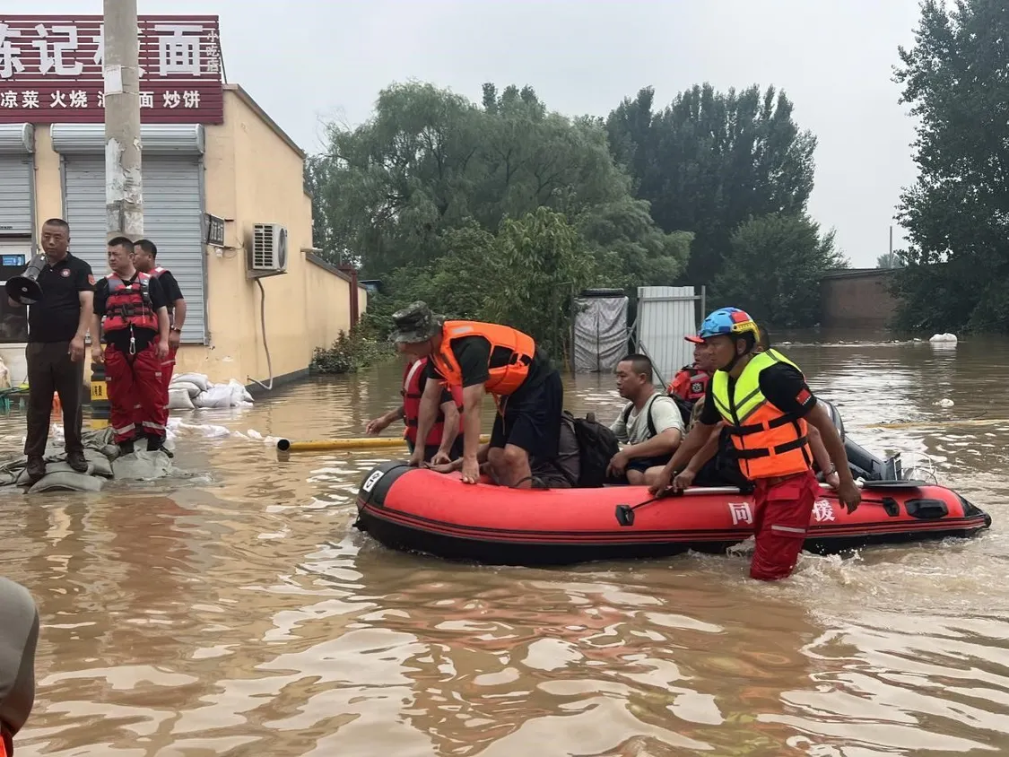 英雄凯旋!河南科技大学教师张中美积极投身河北涿州救援 英雄凯旋!河南科技大学教师张中美积极投身河北涿州救援